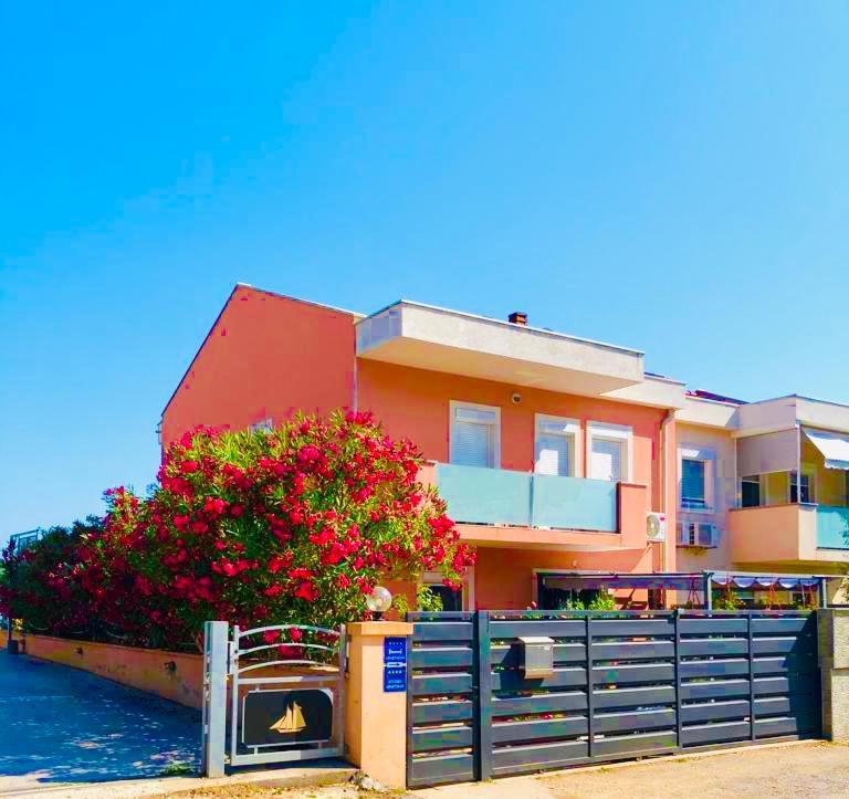 Guest House Navetta 2 Фажана Экстерьер фото